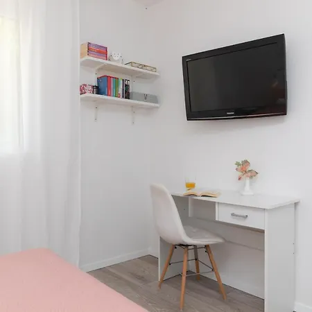 Two Flowers Luxury Apartment Supetar Exterior foto